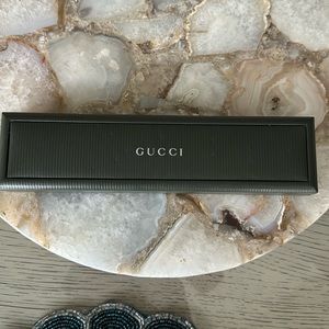 Men’s & Women’s Gucci watches
